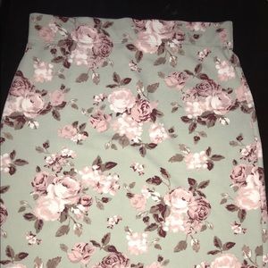 EUC Honey & Lace skirt